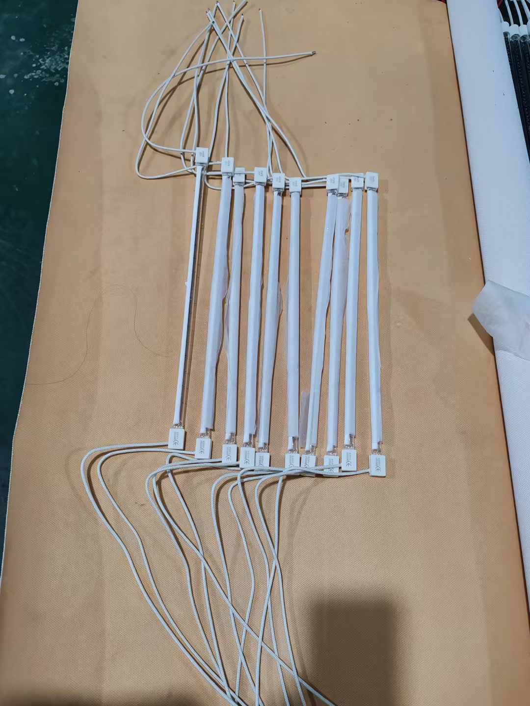infrared halogen lamp for food cooking